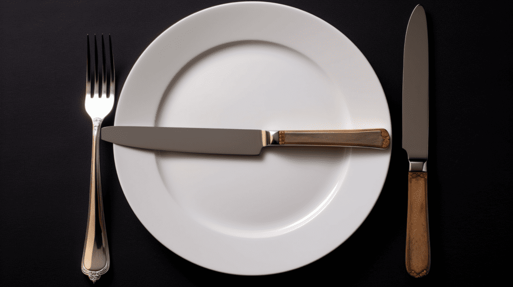 dinner knife, plate, butter knife, fork